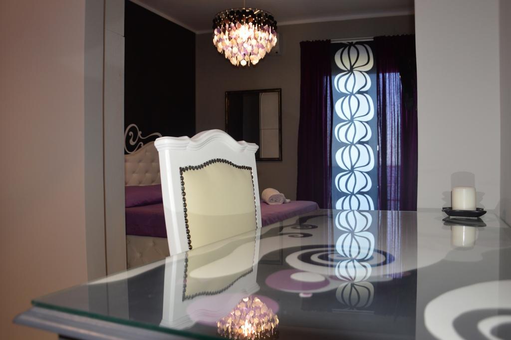 B&B A Due Passi Dal Mare Taormina Exterior photo